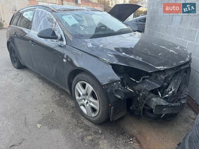 Опель Інсігнія 2010 у Белой Церкве на Automoto.ua Опель Інсігнія, об'ємом двигуна 2 л та пробігом 300 тис. км за 1999 $, фото 1 на Automoto.ua