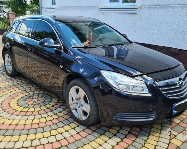 Опель Инсигния, объемом двигателя 2 л и пробегом 201 тыс. км за 9100 $, фото 1 на Automoto.ua