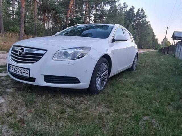 Опель Инсигния, объемом двигателя 2 л и пробегом 320 тыс. км за 8900 $, фото 1 на Automoto.ua