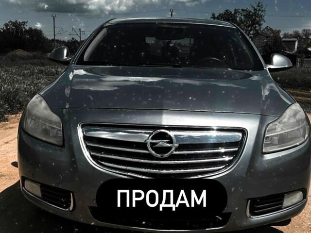 Сірий Опель Інсігнія, об'ємом двигуна 2 л та пробігом 279 тис. км за 7000 $, фото 1 на Automoto.ua