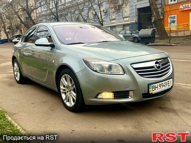 Серый Опель Инсигния, объемом двигателя 20 л и пробегом 202 тыс. км за 7200 $, фото 1 на Automoto.ua