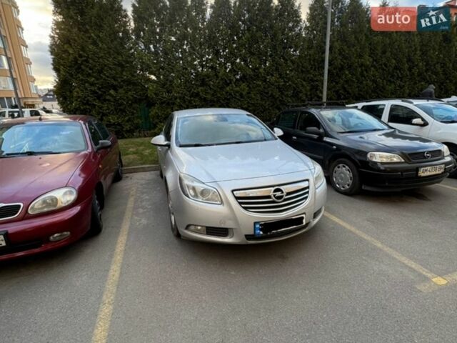 Серый Опель Инсигния, объемом двигателя 1.96 л и пробегом 309 тыс. км за 8300 $, фото 1 на Automoto.ua