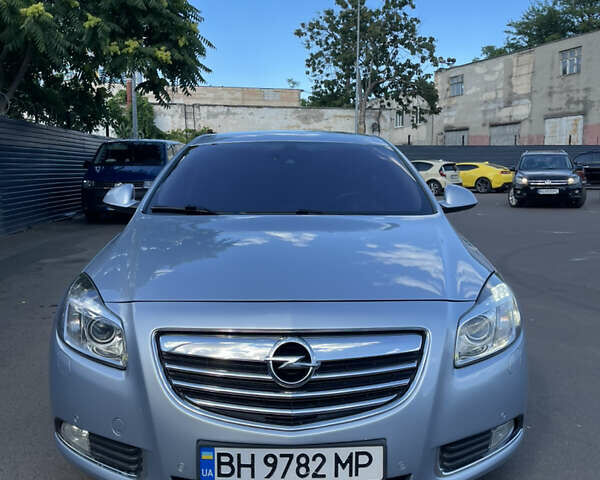 Опель Инсигния 2013 в Одессе на Automoto.ua Серый Опель Инсигния, объемом двигателя 1.96 л и пробегом 169 тыс. км за 8400 $, фото 1 на Automoto.ua