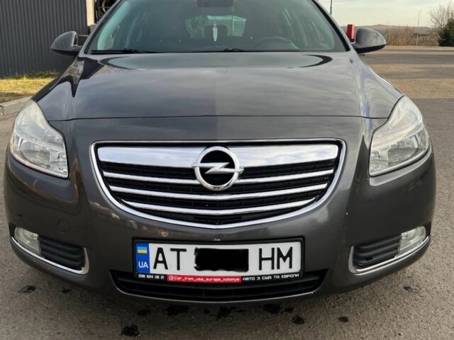 Сірий Опель Інсігнія, об'ємом двигуна 2 л та пробігом 267 тис. км за 3500 $, фото 1 на Automoto.ua