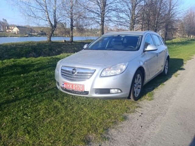 Серый Опель Инсигния, объемом двигателя 0 л и пробегом 233 тыс. км за 7650 $, фото 1 на Automoto.ua