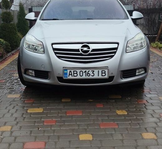 Сірий Опель Інсігнія, об'ємом двигуна 1.9 л та пробігом 298 тис. км за 6900 $, фото 1 на Automoto.ua