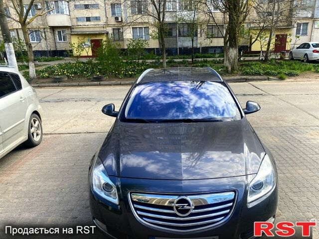 Серый Опель Инсигния, объемом двигателя 2 л и пробегом 285 тыс. км за 3500 $, фото 1 на Automoto.ua