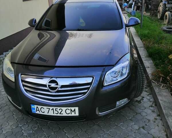 Сірий Опель Інсігнія, об'ємом двигуна 1.96 л та пробігом 270 тис. км за 8300 $, фото 1 на Automoto.ua