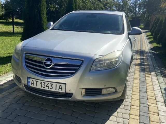 Сірий Опель Інсігнія, об'ємом двигуна 2 л та пробігом 245 тис. км за 7000 $, фото 1 на Automoto.ua