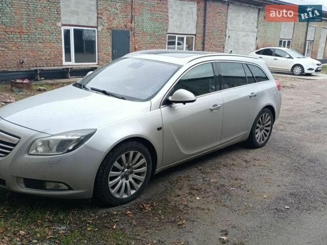 Серый Опель Инсигния, объемом двигателя 1.96 л и пробегом 238 тыс. км за 8400 $, фото 1 на Automoto.ua