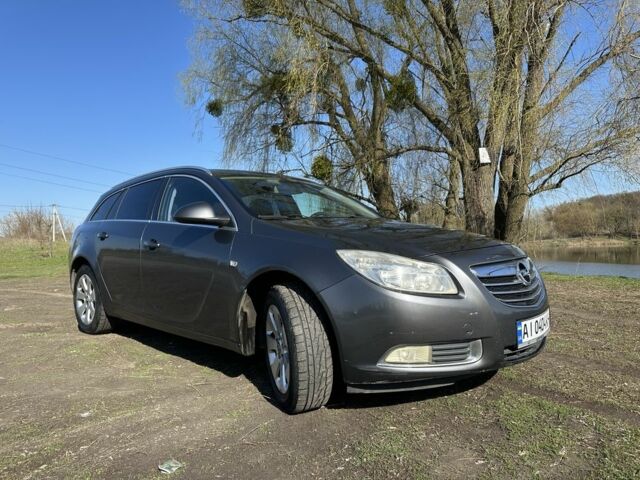 Сірий Опель Інсігнія, об'ємом двигуна 2 л та пробігом 231 тис. км за 5950 $, фото 1 на Automoto.ua