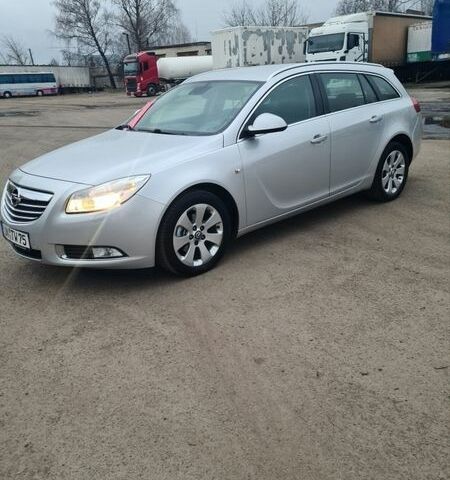 Серый Опель Инсигния, объемом двигателя 1.8 л и пробегом 222 тыс. км за 6999 $, фото 1 на Automoto.ua