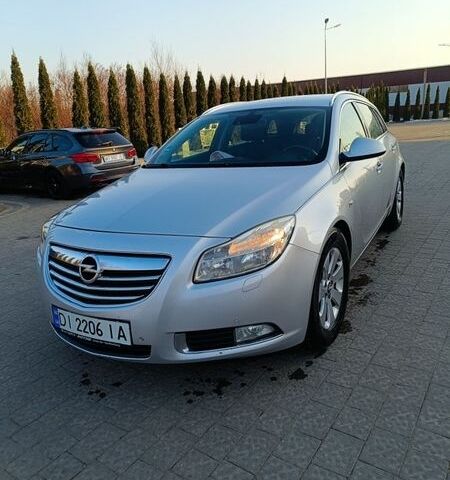 Серый Опель Инсигния, объемом двигателя 1.96 л и пробегом 307 тыс. км за 6500 $, фото 1 на Automoto.ua