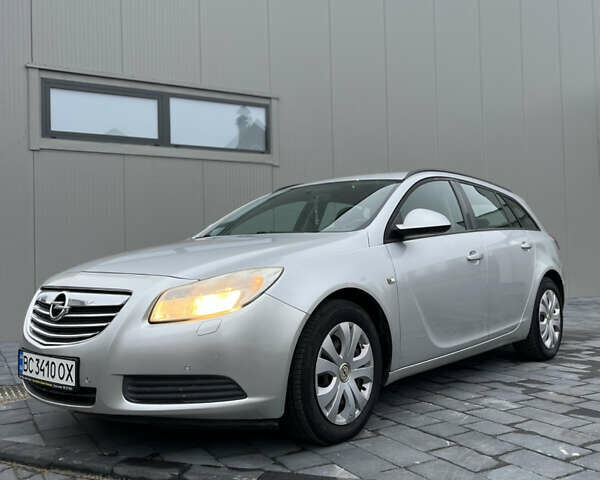 Серый Опель Инсигния, объемом двигателя 1.96 л и пробегом 279 тыс. км за 5999 $, фото 1 на Automoto.ua