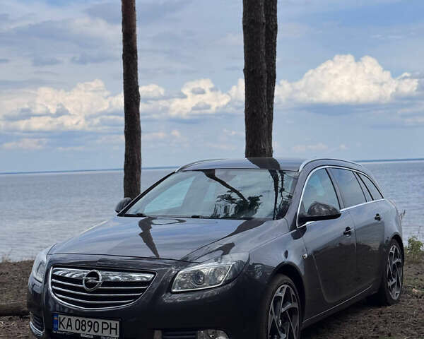 Серый Опель Инсигния, объемом двигателя 1.96 л и пробегом 293 тыс. км за 6999 $, фото 1 на Automoto.ua