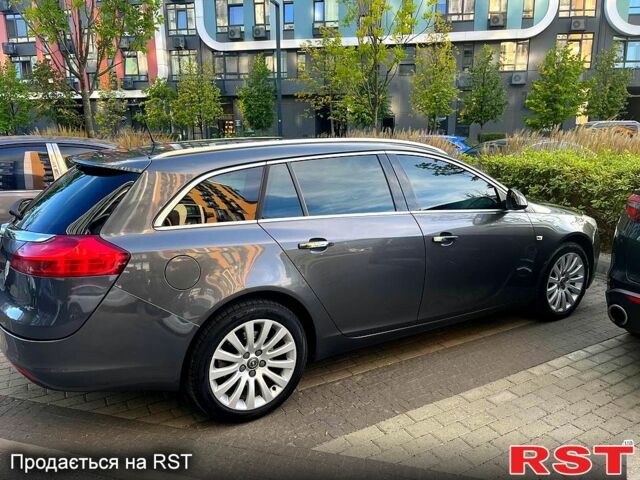 Серый Опель Инсигния, объемом двигателя 2 л и пробегом 31000 тыс. км за 7600 $, фото 1 на Automoto.ua