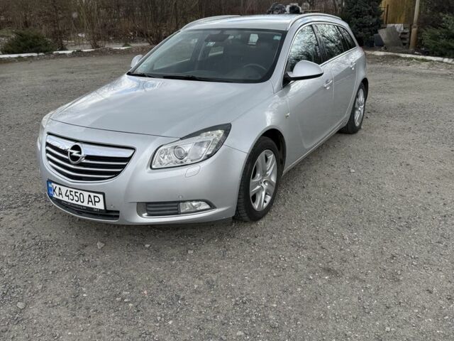 Серый Опель Инсигния, объемом двигателя 2 л и пробегом 265 тыс. км за 6800 $, фото 1 на Automoto.ua