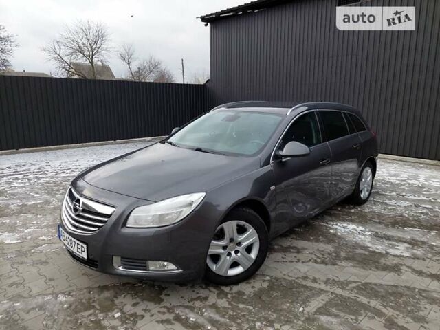 Сірий Опель Інсігнія, об'ємом двигуна 2 л та пробігом 184 тис. км за 8300 $, фото 1 на Automoto.ua