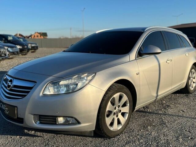 Серый Опель Инсигния, объемом двигателя 2 л и пробегом 323 тыс. км за 6300 $, фото 1 на Automoto.ua
