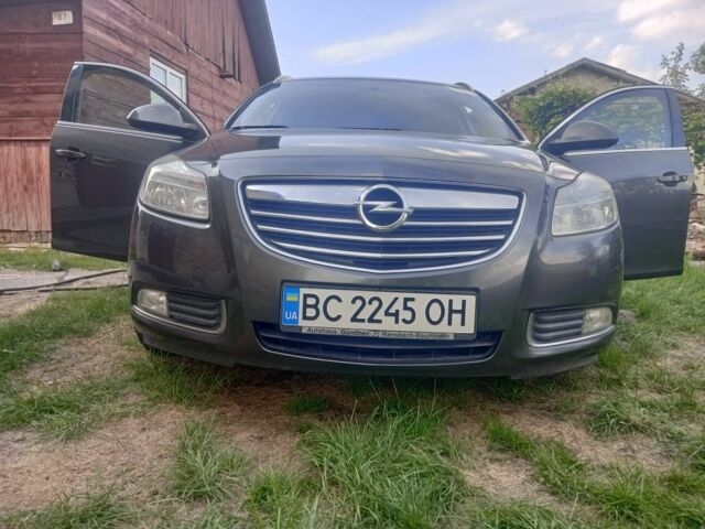 Сірий Опель Інсігнія, об'ємом двигуна 2 л та пробігом 174 тис. км за 7754 $, фото 1 на Automoto.ua
