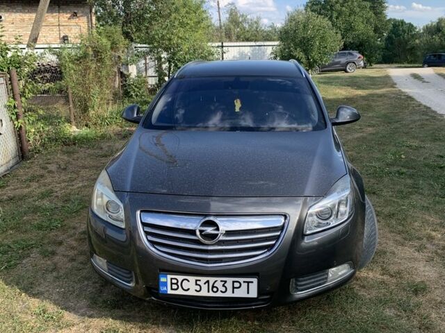 Сірий Опель Інсігнія, об'ємом двигуна 2 л та пробігом 300 тис. км за 6483 $, фото 1 на Automoto.ua