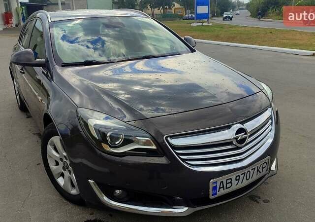 Сірий Опель Інсігнія, об'ємом двигуна 1.96 л та пробігом 200 тис. км за 10500 $, фото 1 на Automoto.ua