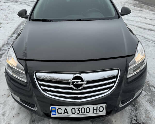 Сірий Опель Інсігнія, об'ємом двигуна 2 л та пробігом 190 тис. км за 9200 $, фото 1 на Automoto.ua