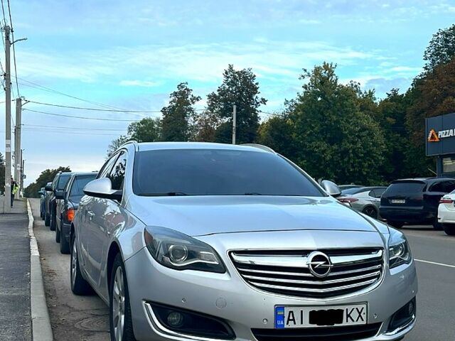 Опель Інсігнія 2014 у Бородянке на Automoto.ua Сірий Опель Інсігнія, об'ємом двигуна 2 л та пробігом 290 тис. км за 10500 $, фото 1 на Automoto.ua