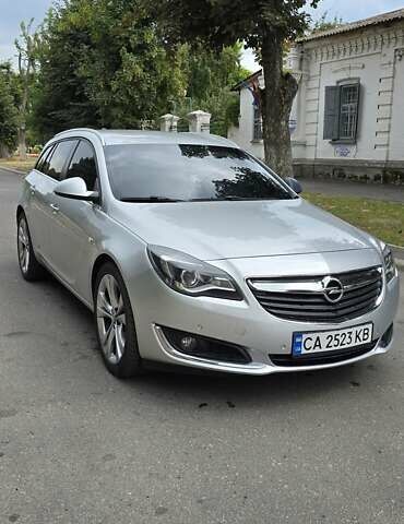 Сірий Опель Інсігнія, об'ємом двигуна 1.96 л та пробігом 249 тис. км за 13100 $, фото 1 на Automoto.ua