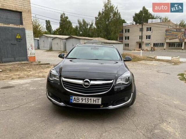 Серый Опель Инсигния, объемом двигателя 1.96 л и пробегом 148 тыс. км за 12000 $, фото 1 на Automoto.ua