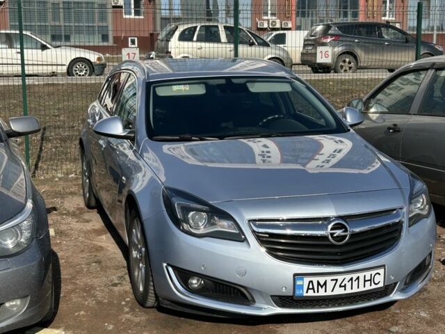 Серый Опель Инсигния, объемом двигателя 2 л и пробегом 215 тыс. км за 11200 $, фото 1 на Automoto.ua
