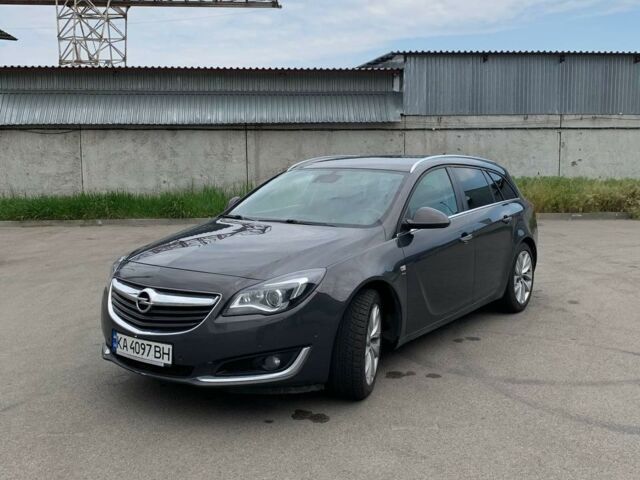 Серый Опель Инсигния, объемом двигателя 2 л и пробегом 203 тыс. км за 12999 $, фото 1 на Automoto.ua