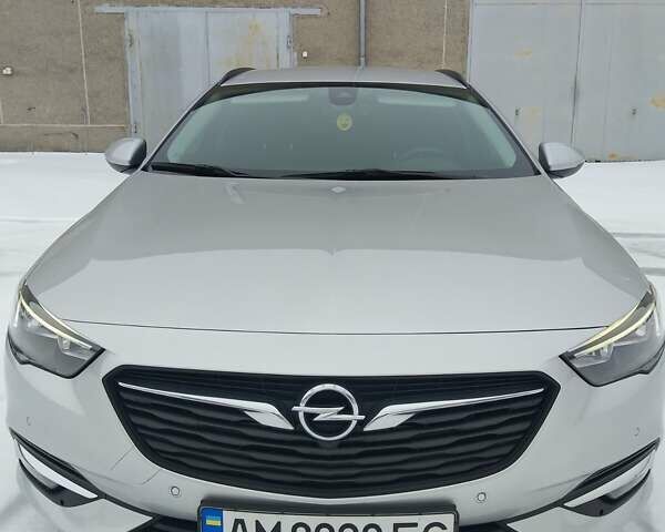 Серый Опель Инсигния, объемом двигателя 1.96 л и пробегом 114 тыс. км за 17300 $, фото 1 на Automoto.ua