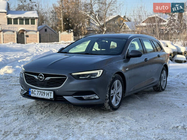 Серый Опель Инсигния, объемом двигателя 1.6 л и пробегом 177 тыс. км за 14000 $, фото 1 на Automoto.ua