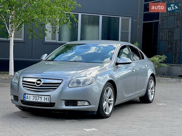 Сірий Опель Інсігнія, об'ємом двигуна 1.96 л та пробігом 260 тис. км за 9000 $, фото 1 на Automoto.ua