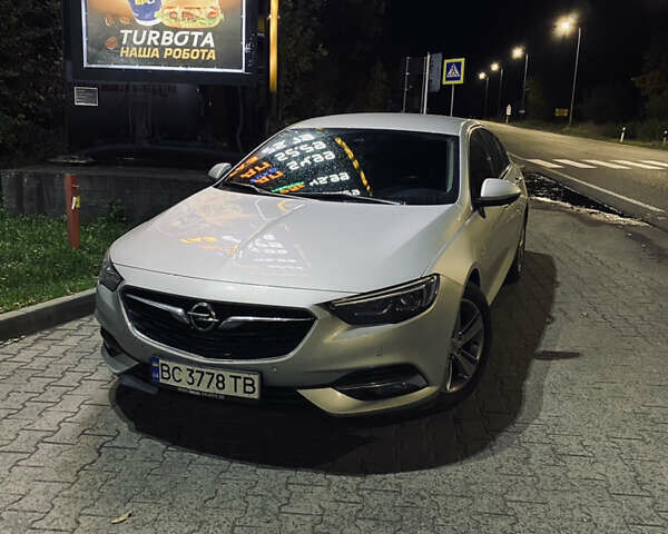 Серый Опель Инсигния, объемом двигателя 1.6 л и пробегом 200 тыс. км за 14400 $, фото 1 на Automoto.ua