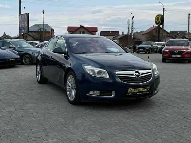 Синій Опель Інсігнія, об'ємом двигуна 2 л та пробігом 248 тис. км за 9900 $, фото 1 на Automoto.ua