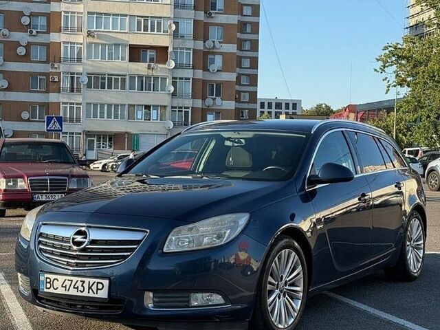 Синий Опель Инсигния, объемом двигателя 1.96 л и пробегом 385 тыс. км за 7100 $, фото 1 на Automoto.ua