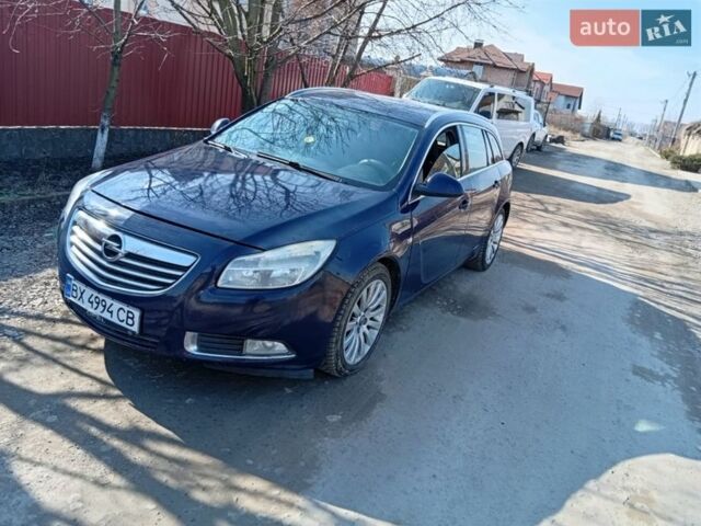Синий Опель Инсигния, объемом двигателя 2 л и пробегом 329 тыс. км за 6500 $, фото 1 на Automoto.ua
