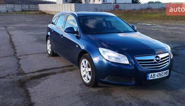 Синий Опель Инсигния, объемом двигателя 1.8 л и пробегом 208 тыс. км за 7300 $, фото 1 на Automoto.ua