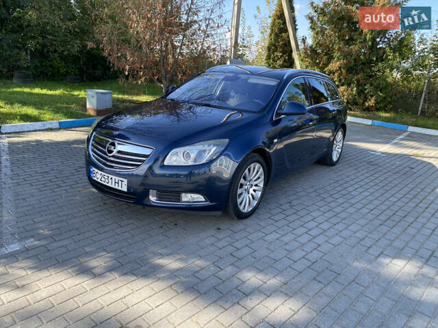 Синий Опель Инсигния, объемом двигателя 1.96 л и пробегом 272 тыс. км за 5900 $, фото 1 на Automoto.ua