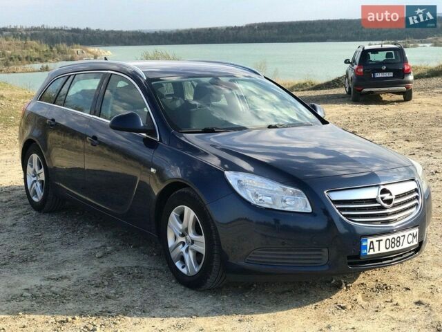 Синій Опель Інсігнія, об'ємом двигуна 1.96 л та пробігом 304 тис. км за 6000 $, фото 1 на Automoto.ua