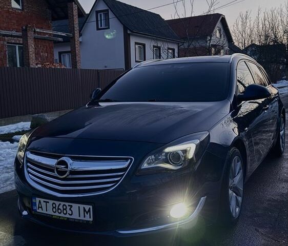Синій Опель Інсігнія, об'ємом двигуна 2 л та пробігом 261 тис. км за 14300 $, фото 1 на Automoto.ua