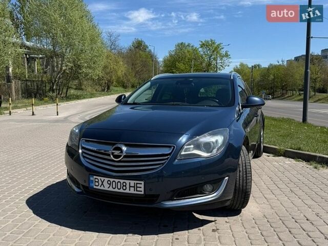Синий Опель Инсигния, объемом двигателя 2 л и пробегом 283 тыс. км за 9600 $, фото 1 на Automoto.ua