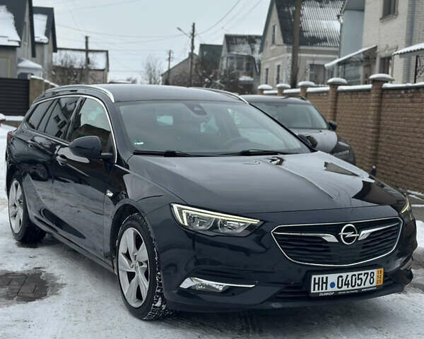 Синий Опель Инсигния, объемом двигателя 2 л и пробегом 282 тыс. км за 12999 $, фото 1 на Automoto.ua