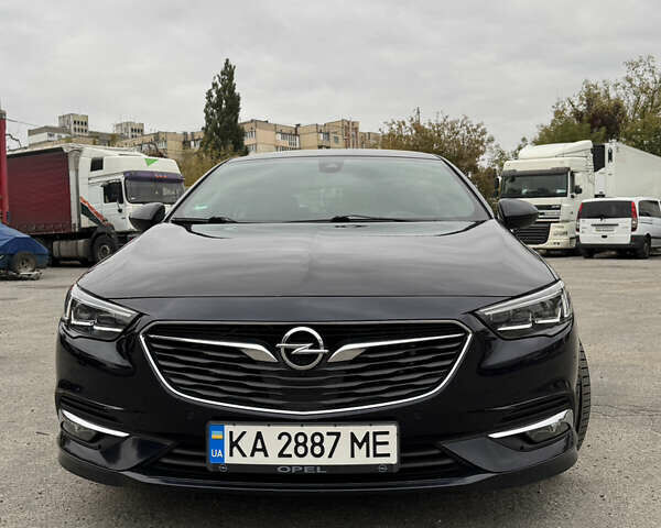 Синий Опель Инсигния, объемом двигателя 1.6 л и пробегом 170 тыс. км за 18500 $, фото 1 на Automoto.ua