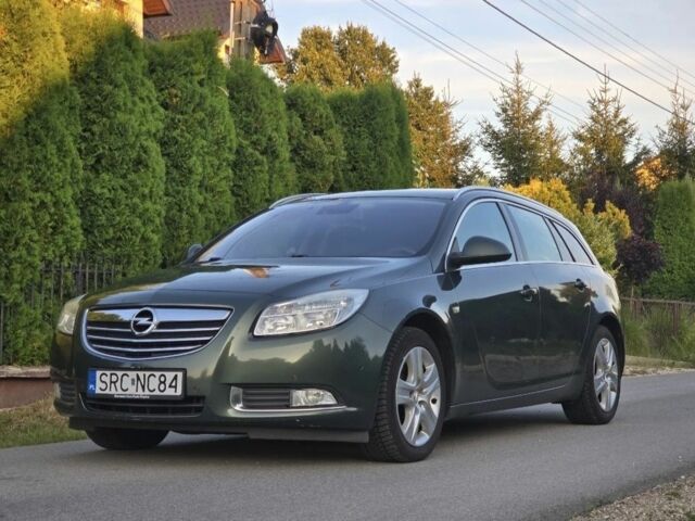 Зеленый Опель Инсигния, объемом двигателя 2 л и пробегом 236 тыс. км за 1900 $, фото 1 на Automoto.ua