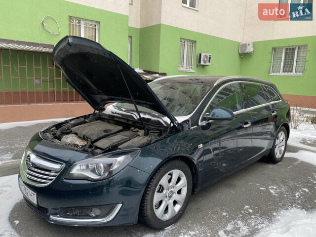 Зелений Опель Інсігнія, об'ємом двигуна 2 л та пробігом 340 тис. км за 8500 $, фото 1 на Automoto.ua