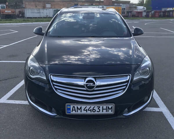Зелений Опель Інсігнія, об'ємом двигуна 1.96 л та пробігом 201 тис. км за 10500 $, фото 1 на Automoto.ua