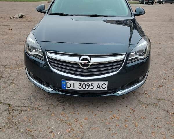 Зеленый Опель Инсигния, объемом двигателя 2 л и пробегом 252 тыс. км за 9900 $, фото 1 на Automoto.ua
